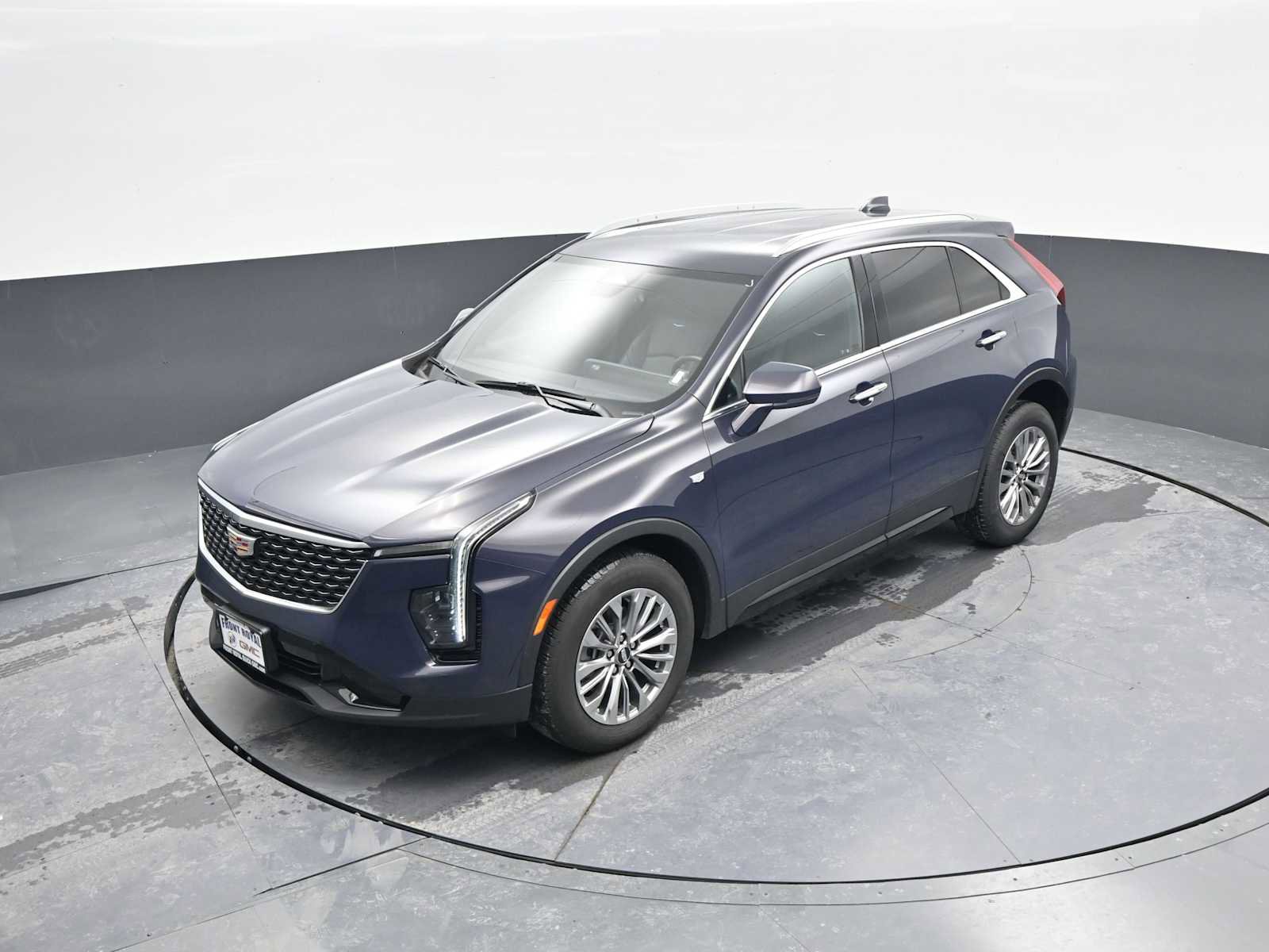 Used 2024 Cadillac XT4 Premium Luxury image 32