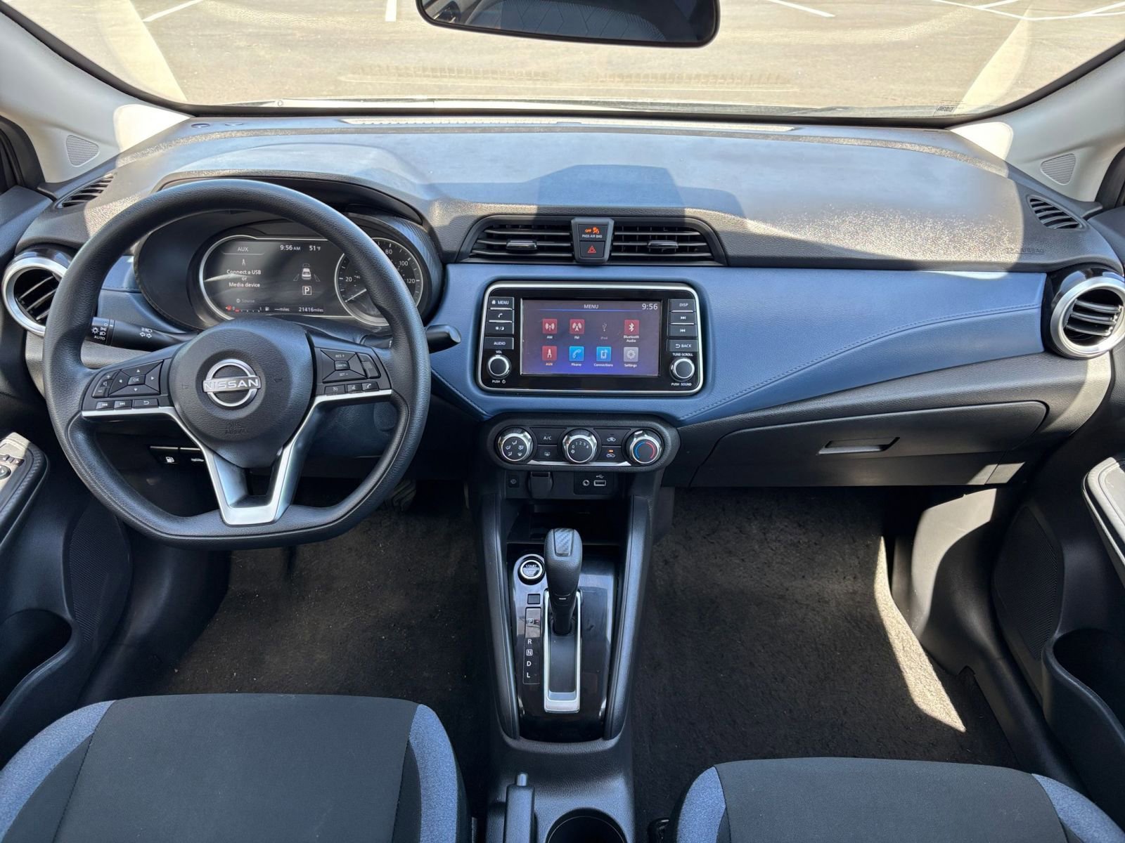 Used 2025 Nissan Versa SV FWD image 30