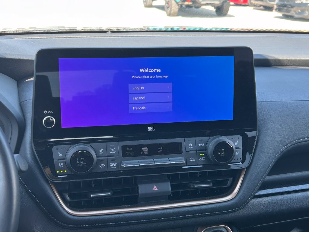 Used 2026 Toyota Grand Highlander AWD Hybrid image 23