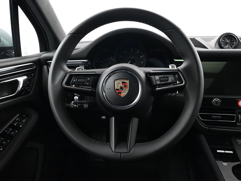 New 2025 Porsche Macan image 13