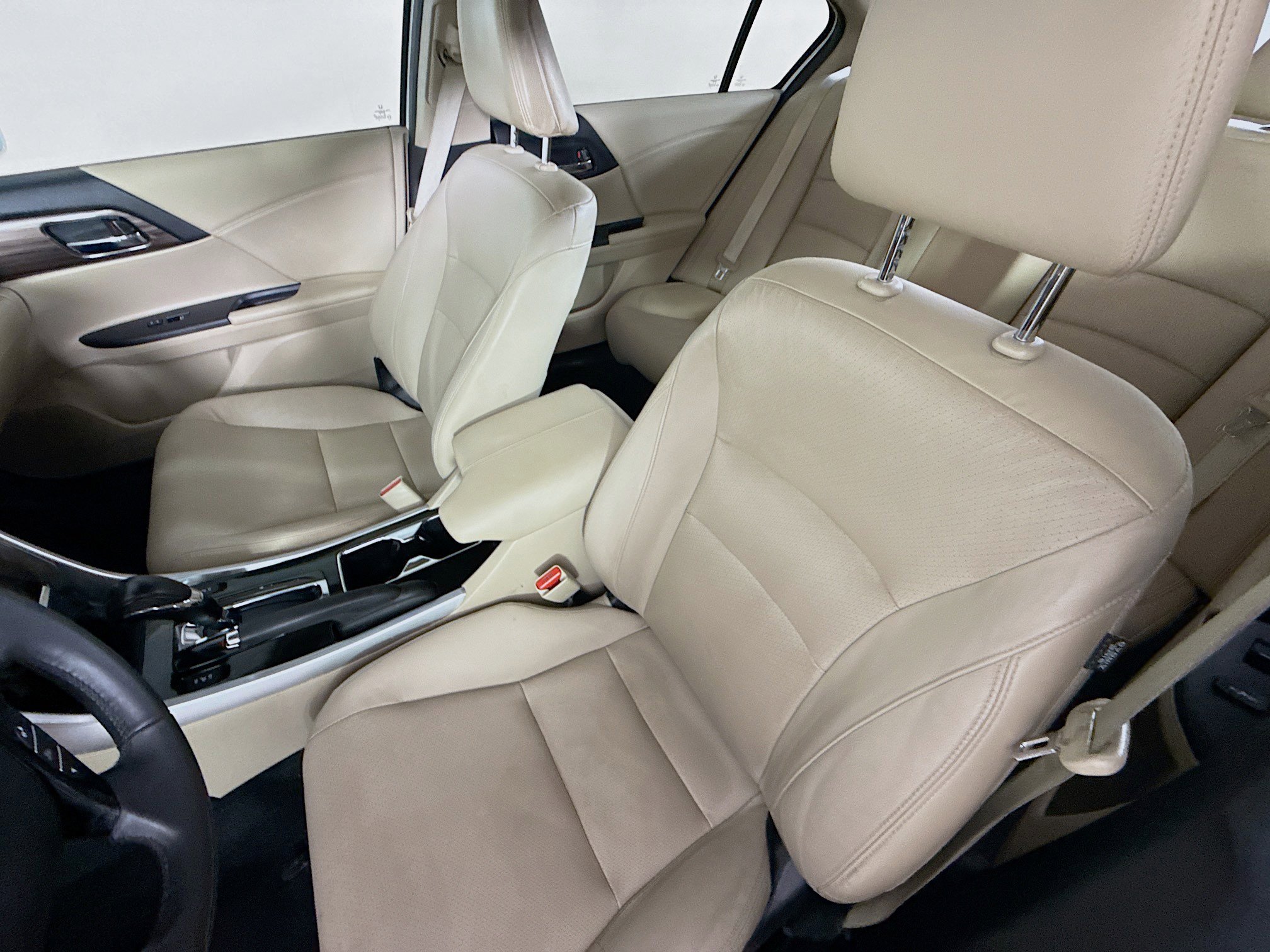 Used 2017 Honda Accord Touring image 26