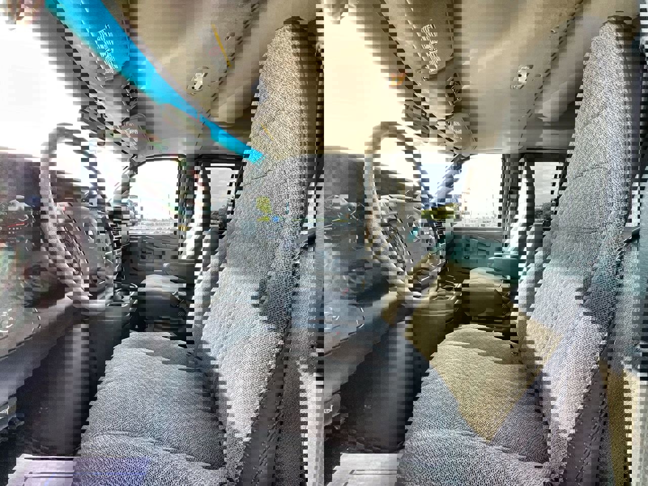 Used 2022 Chevrolet Express 3500 LS image 9