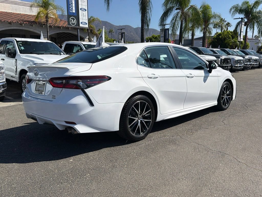 Used 2024 Toyota Camry SE AWD/4WD image 13
