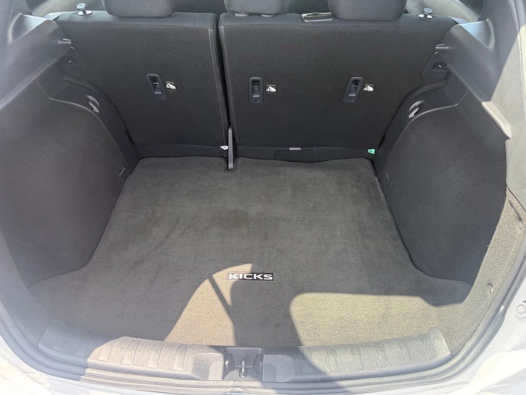 Used 2023 Nissan Kicks S FWD image 40