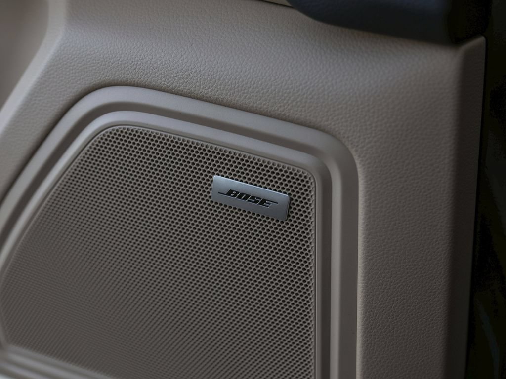 Certified 2026 Porsche Macan AWD/4WD image 30