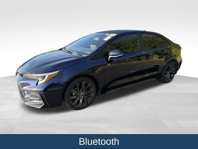 Used 2026 Toyota Corolla SE w/ SE Premium Package FWD image 4