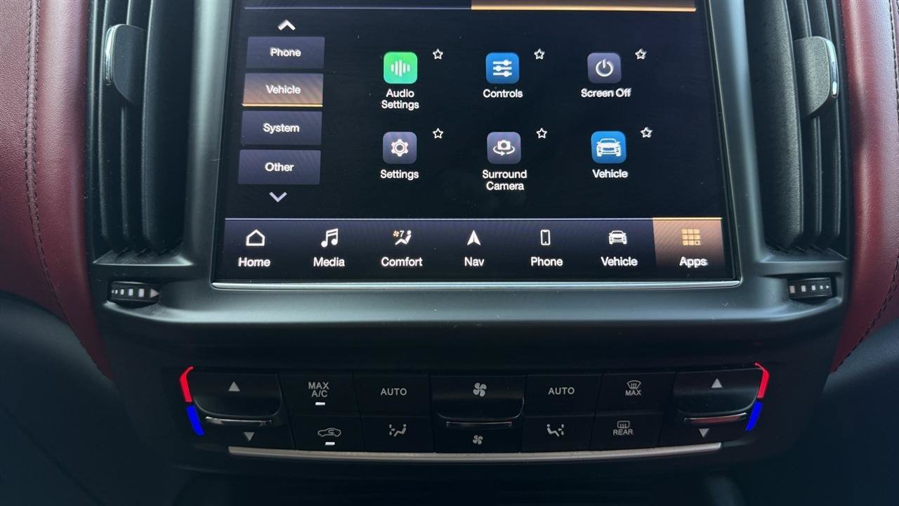 Used 2023 Maserati Levante GT AWD/4WD image 54