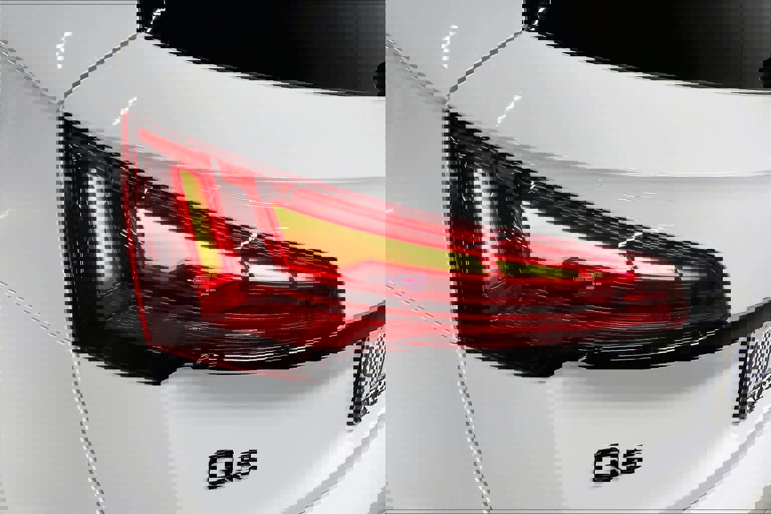 Certified 2025 Audi Q5 2.0T Premium Plus image 32