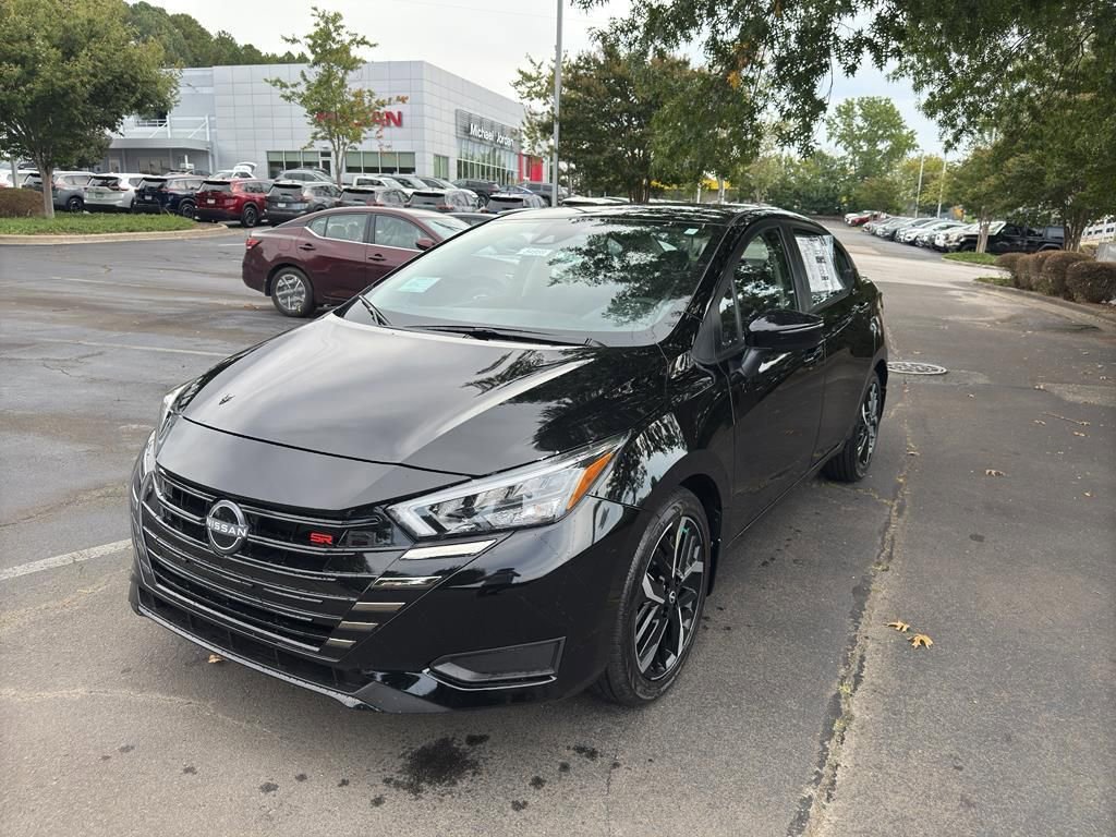New 2025 Nissan Versa SR image 3
