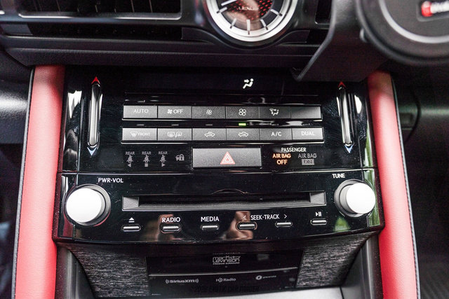 Used 2025 Lexus IS 500 w/ F-Sport Performance RWD image 88