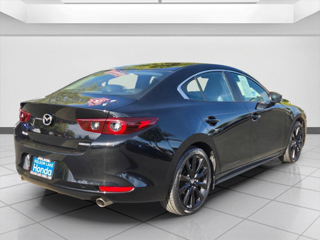 Used 2024 MAZDA MAZDA3 s FWD image 5