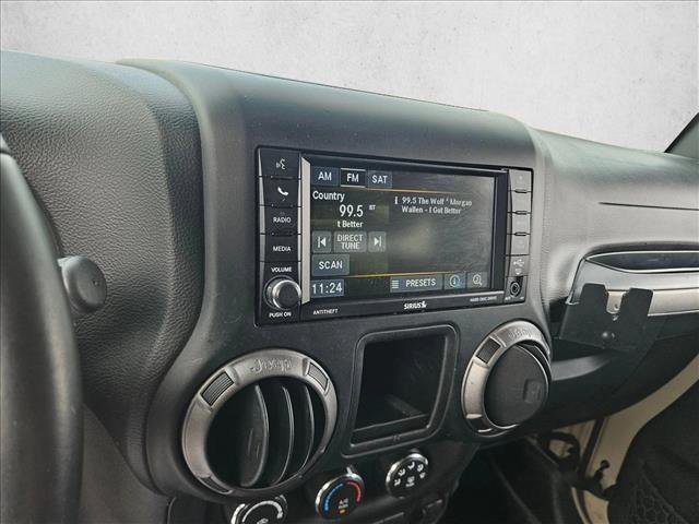 Used 2018 Jeep Wrangler Sport AWD/4WD image 17