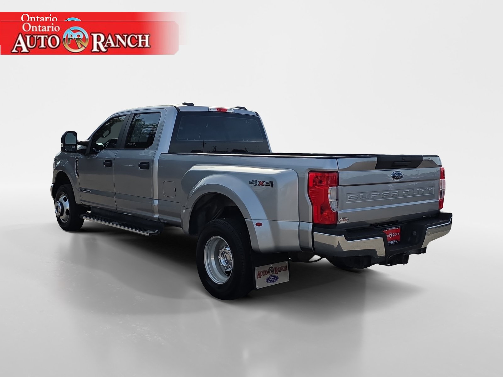 Used 2020 Ford F350 XL w/ STX Appearance Package AWD/4WD image 3
