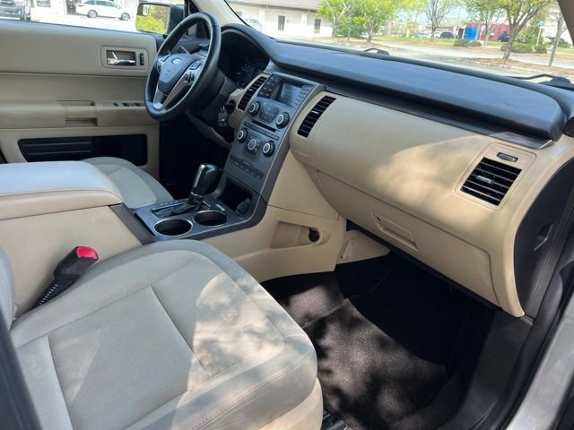 Used 2019 Ford Flex SE image 21