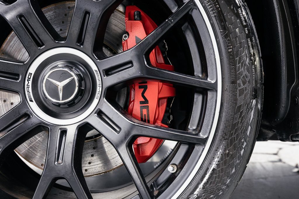 Used 2025 Mercedes-Benz GLC 63 AMG S image 37