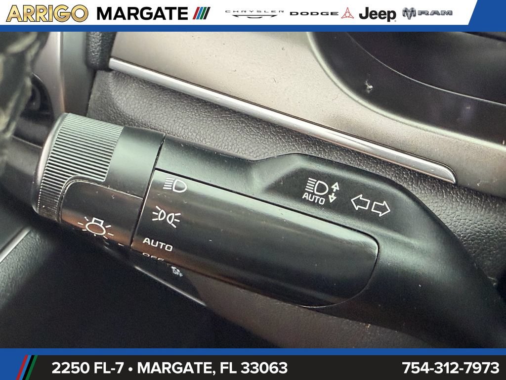 Used 2022 Kia Sorento S FWD image 34