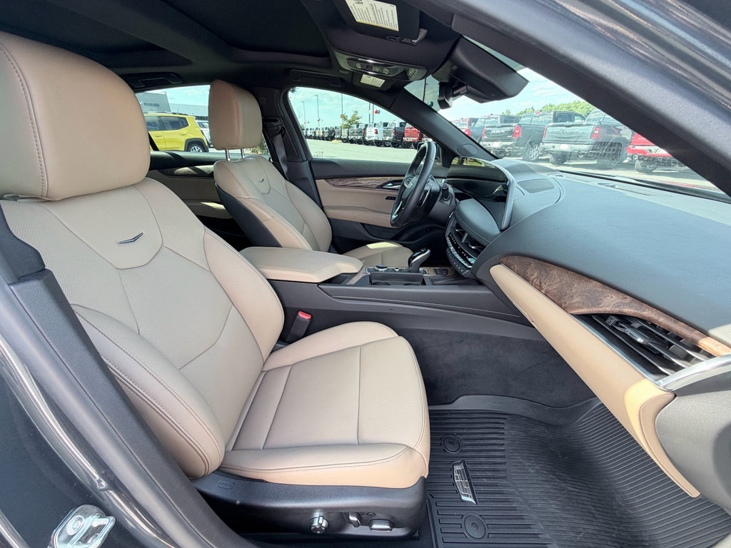 Used 2026 Cadillac CT5 Premium Luxury RWD image 37