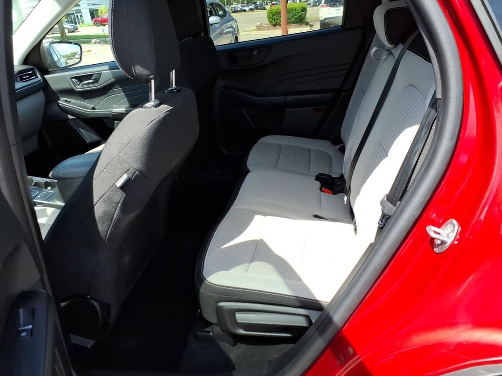 Certified 2023 Ford Escape Active AWD/4WD image 11