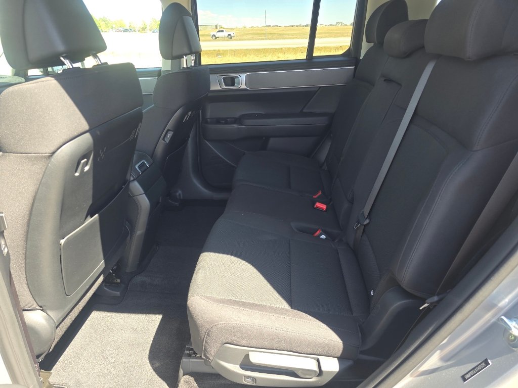 Used 2026 Hyundai Santa Fe SE AWD/4WD image 15