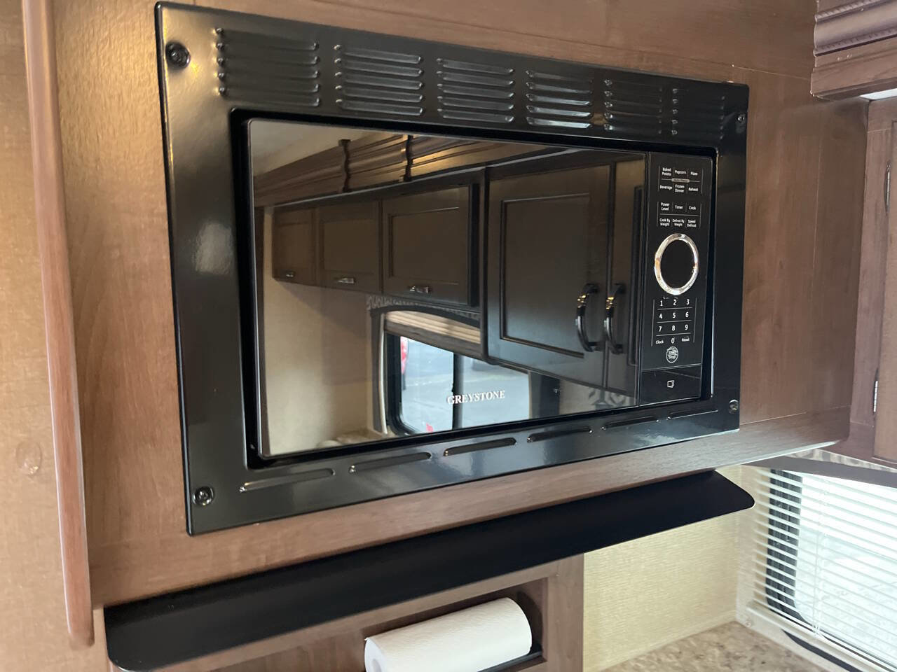 Used 2018 Ford E-450 and Econoline 450 Super Duty w/ Motorhome Prep Package image 37