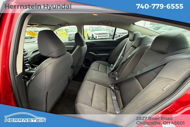 Used 2023 Nissan Altima 2.5 SV FWD image 24