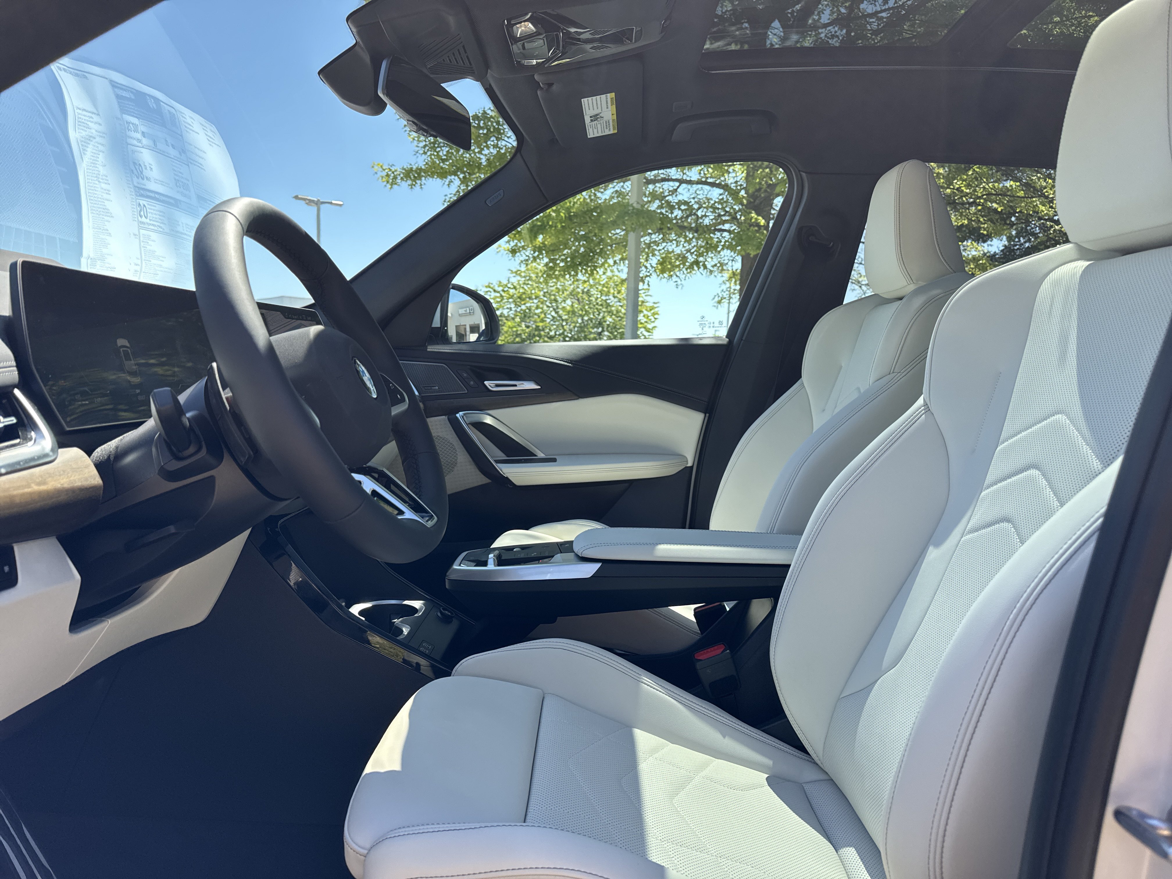 New 2026 BMW X1 xDrive28i w/ Technology Package AWD/4WD image 13