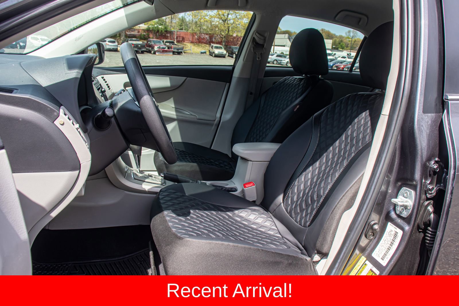 Used 2013 Toyota Corolla LE FWD image 13