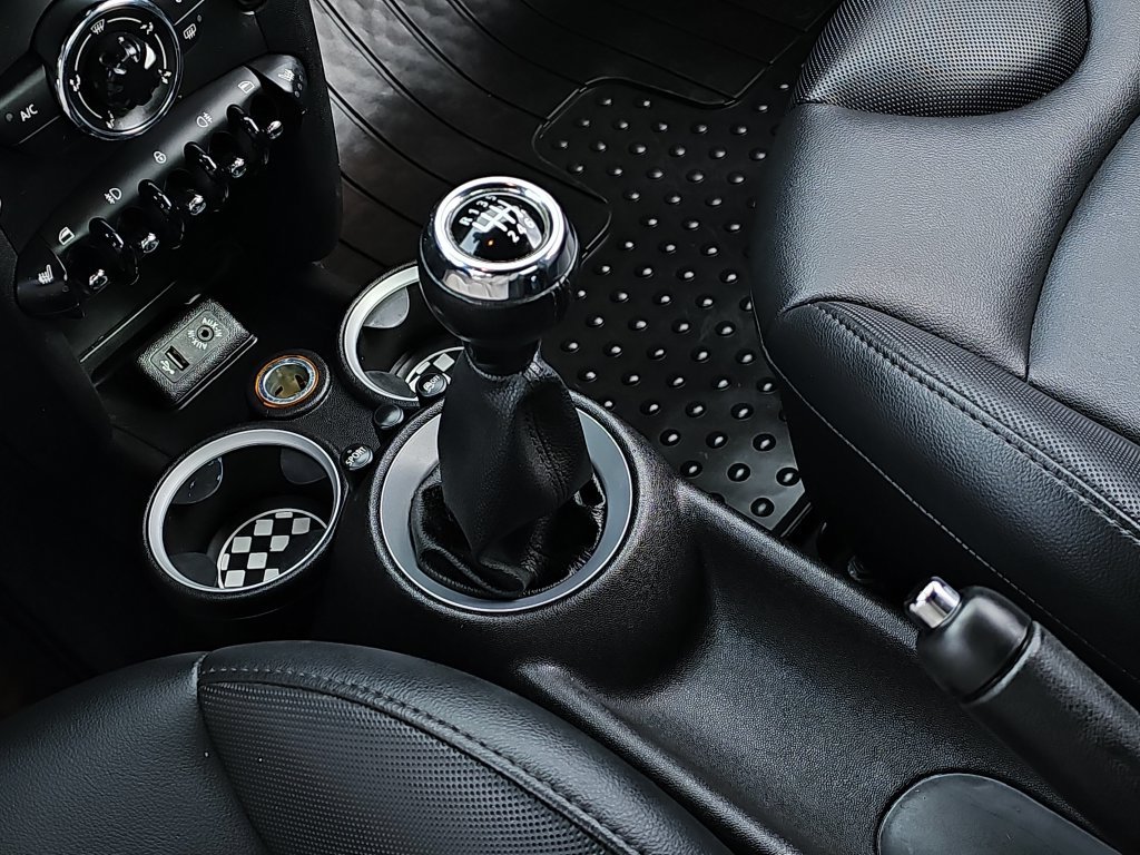 Used 2014 MINI Cooper Coupe S FWD image 28