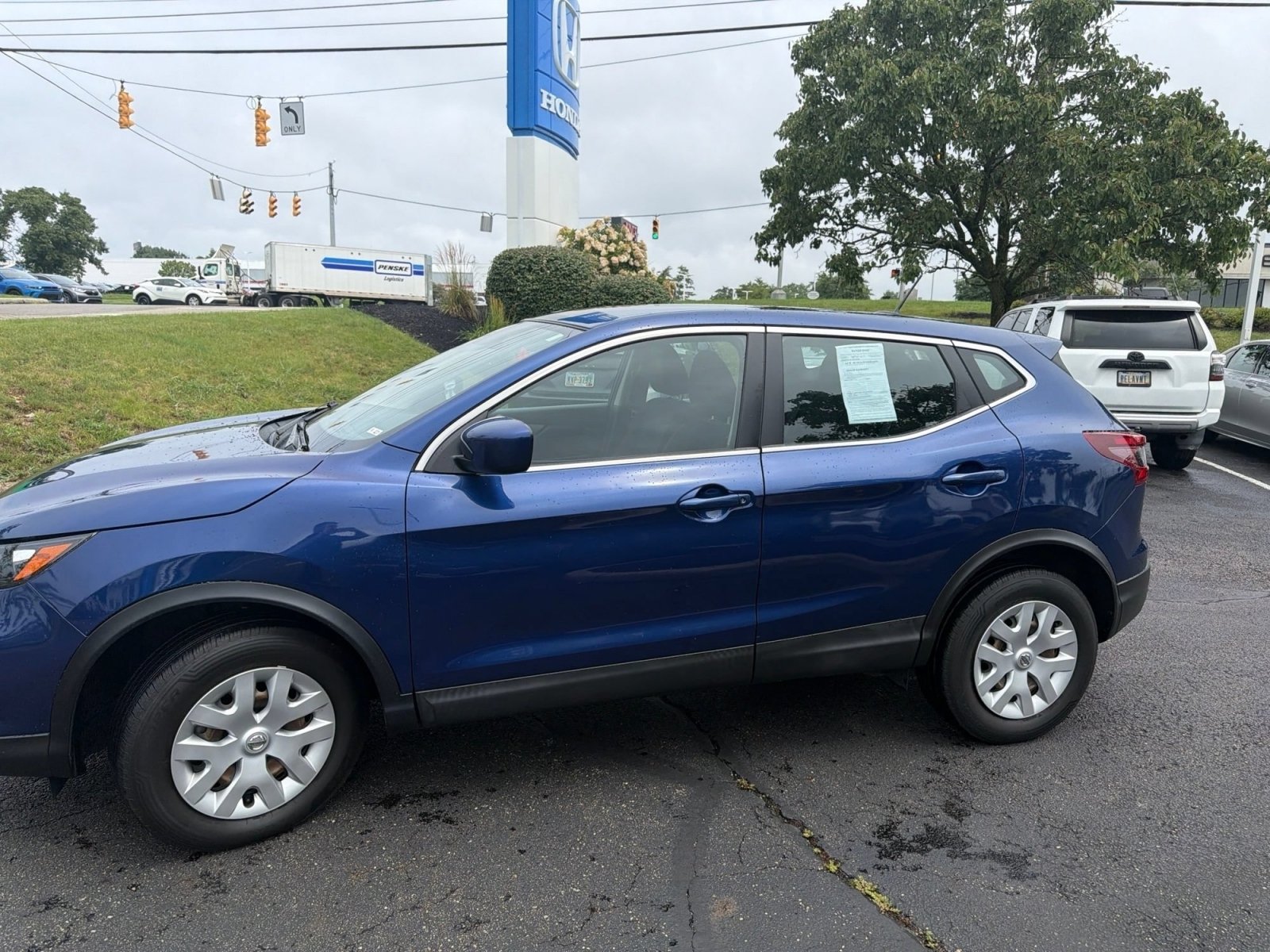 Used 2020 Nissan Rogue Sport S AWD/4WD image 14