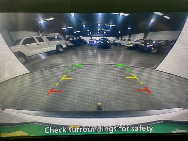 Used 2022 Nissan Rogue S AWD/4WD image 16