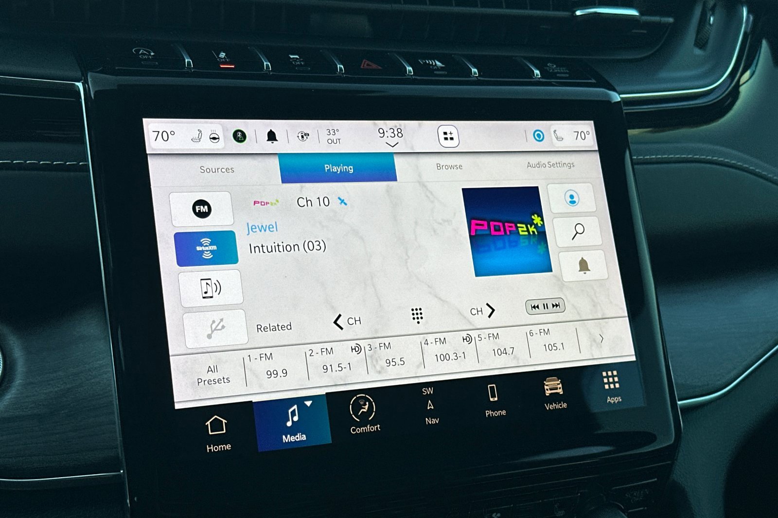 Used 2022 Jeep Grand Cherokee L Overland w/ Advanced Protech Group III image 18