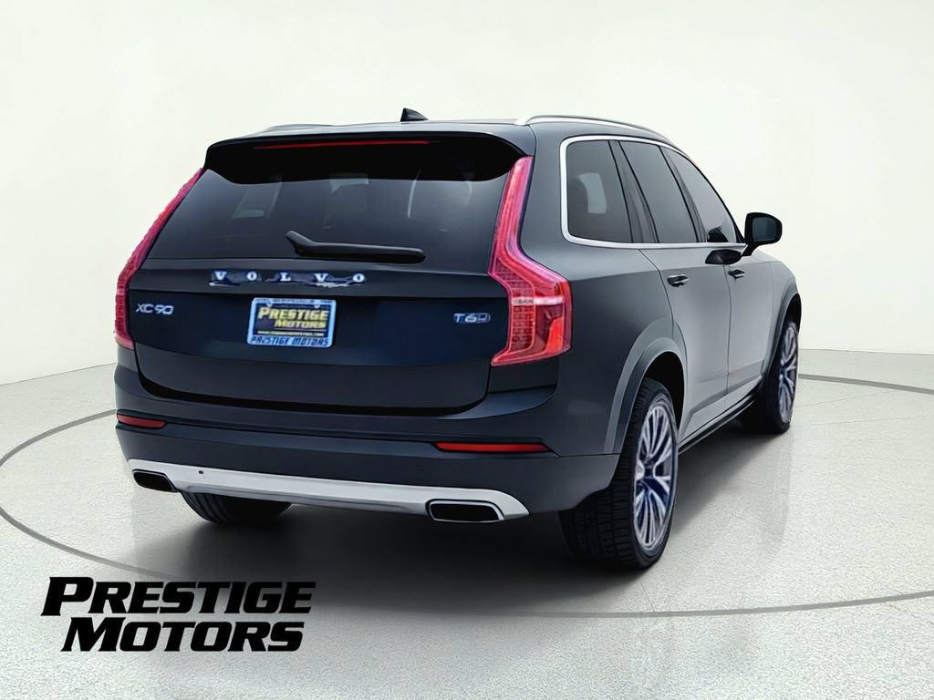 Used 2020 Volvo XC90 T6 Momentum AWD/4WD image 7
