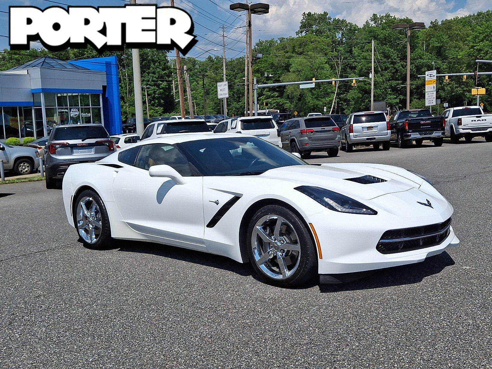 Used 2015 Chevrolet Corvette Stingray Coupe w/ 2LT Preferred Equipment Group RWD image 1