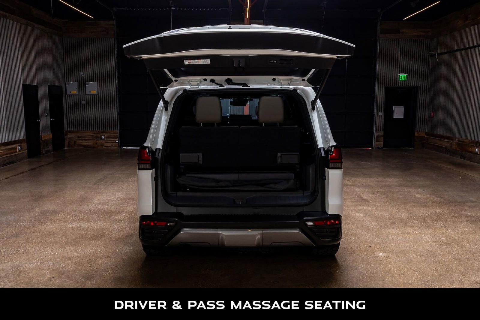 Used 2025 Lexus LX 700h Overtrail w/ Accessory Package (Z1) image 8