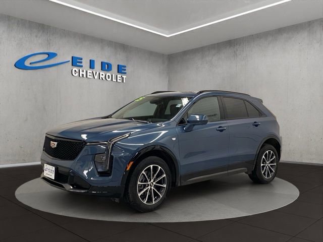 Used 2025 Cadillac XT4 Sport AWD/4WD image 7