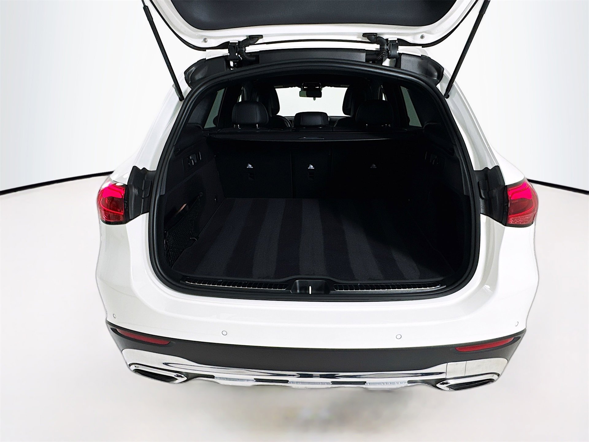 Certified 2025 Mercedes-Benz GLC 300 image 26