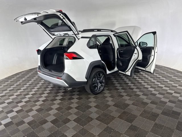 Used 2024 Toyota RAV4 Adventure AWD/4WD image 14