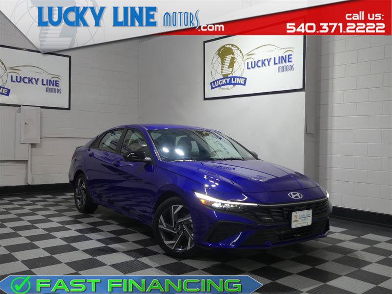Used 2025 Hyundai Elantra Sport FWD image 1