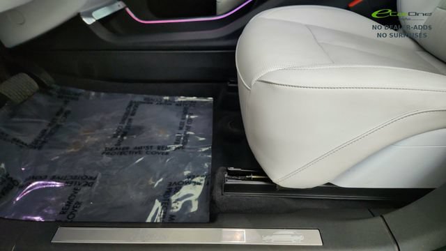 Used 2025 Cadillac Lyriq Luxury w/ LPO, Floor Liner Package RWD image 36
