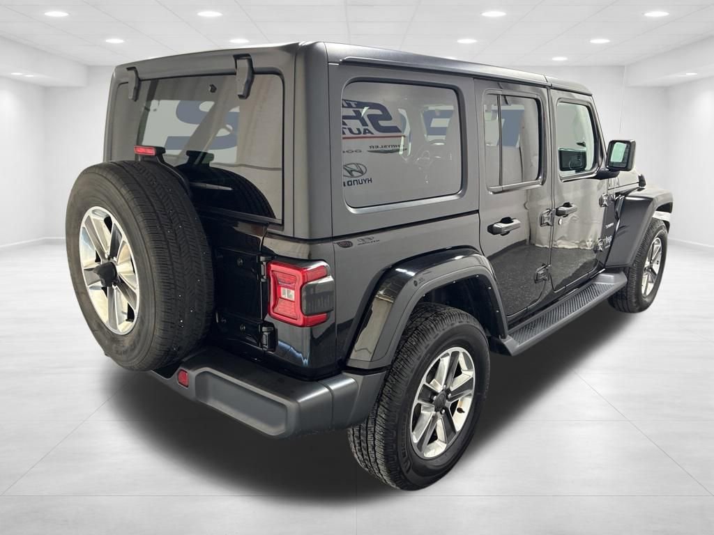 Used 2023 Jeep Wrangler Unlimited Sahara w/ LED Lighting Group AWD/4WD image 5