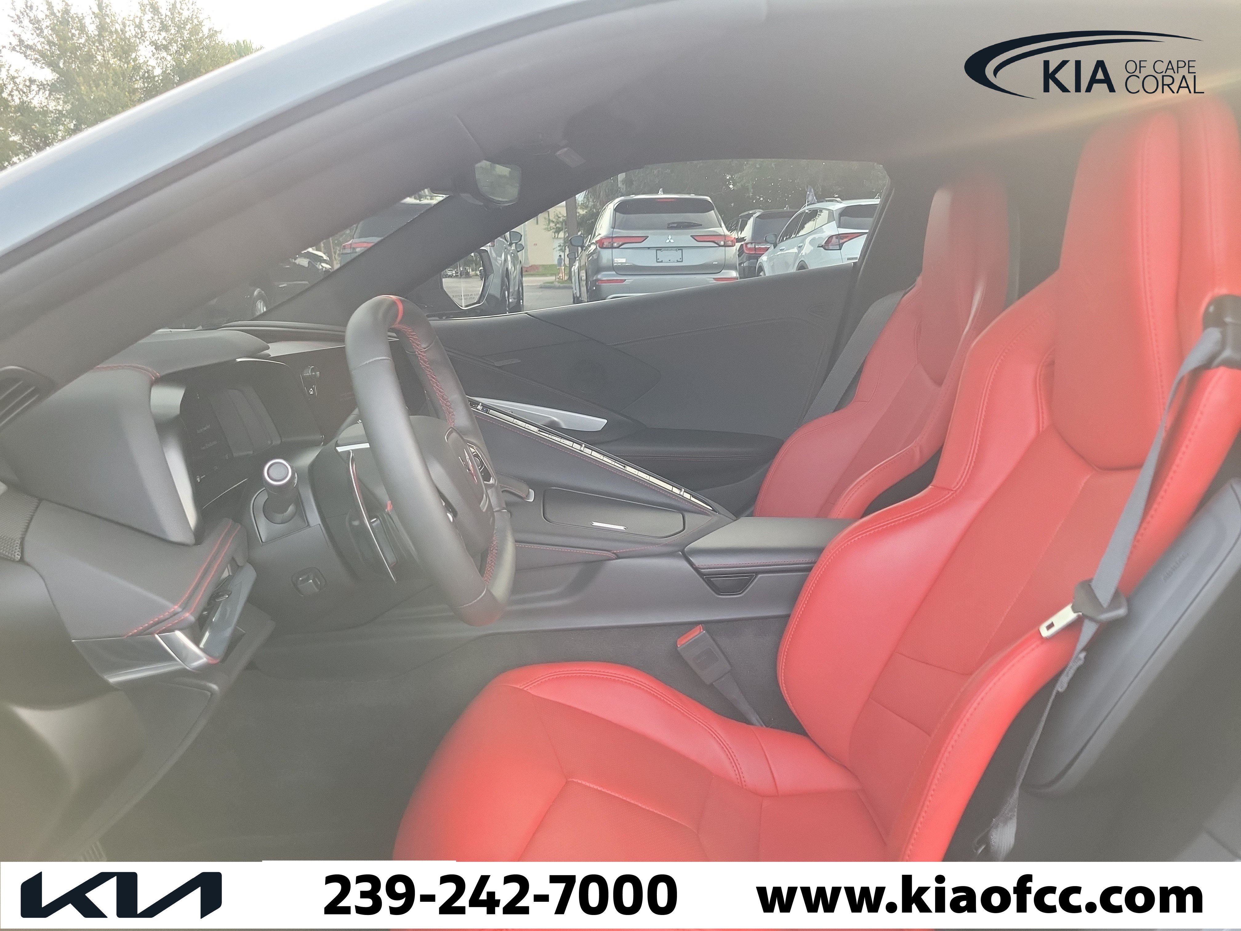 Used 2024 Chevrolet Corvette Stingray Coupe w/ 1LT RWD image 17