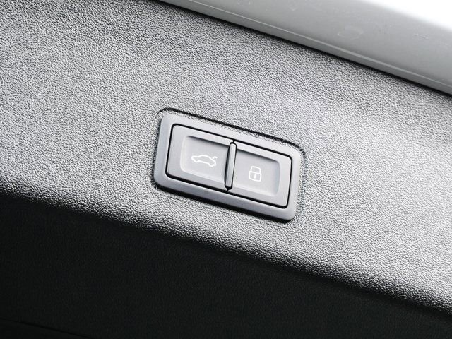 New 2026 Audi Q3 quattro 2.0T image 28