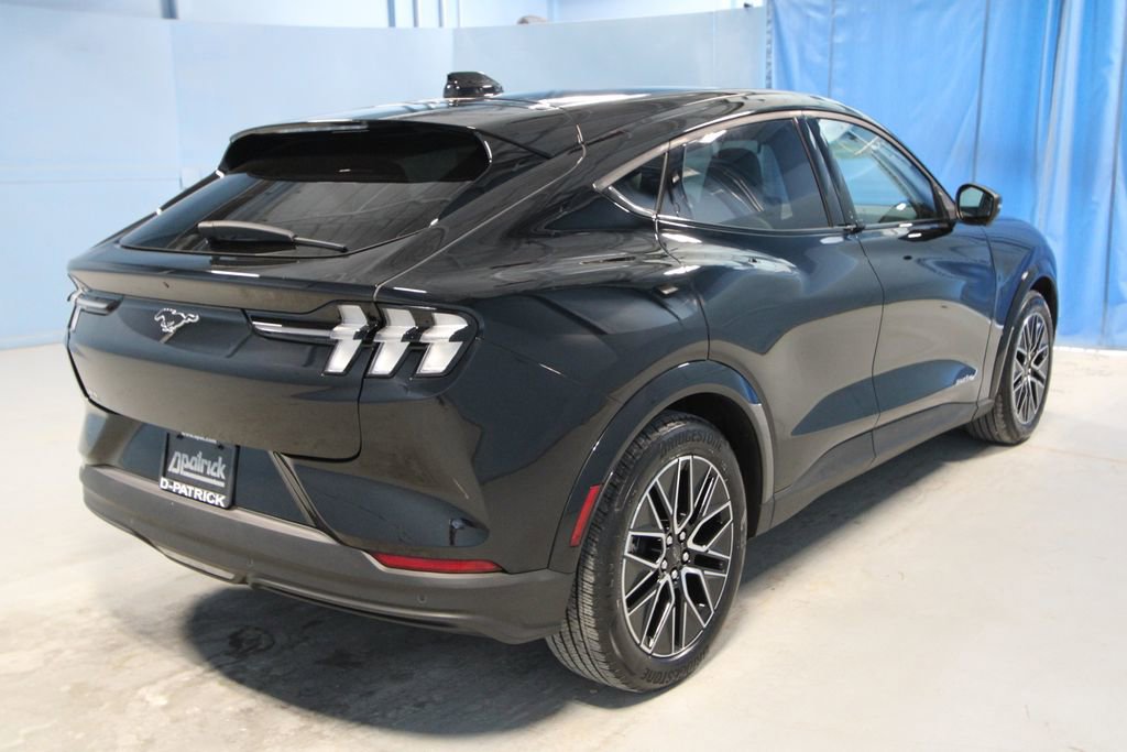 Used 2025 Ford Mustang Mach-E Premium AWD/4WD image 31