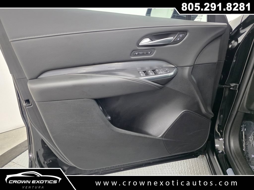 Used 2025 Cadillac XT4 Premium Luxury w/ Cold Weather Package FWD image 19