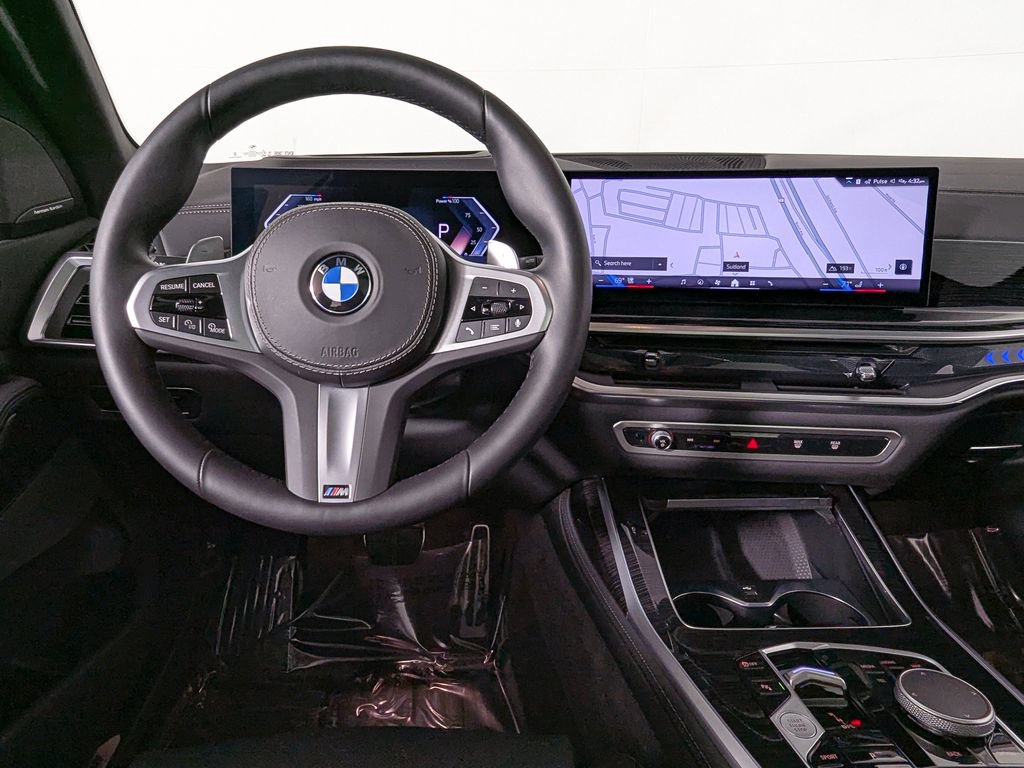 Used 2026 BMW X7 xDrive40i w/ M Sport Package AWD/4WD image 23