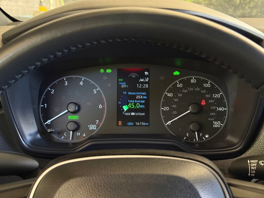 Used 2025 Toyota Corolla SE FWD image 23