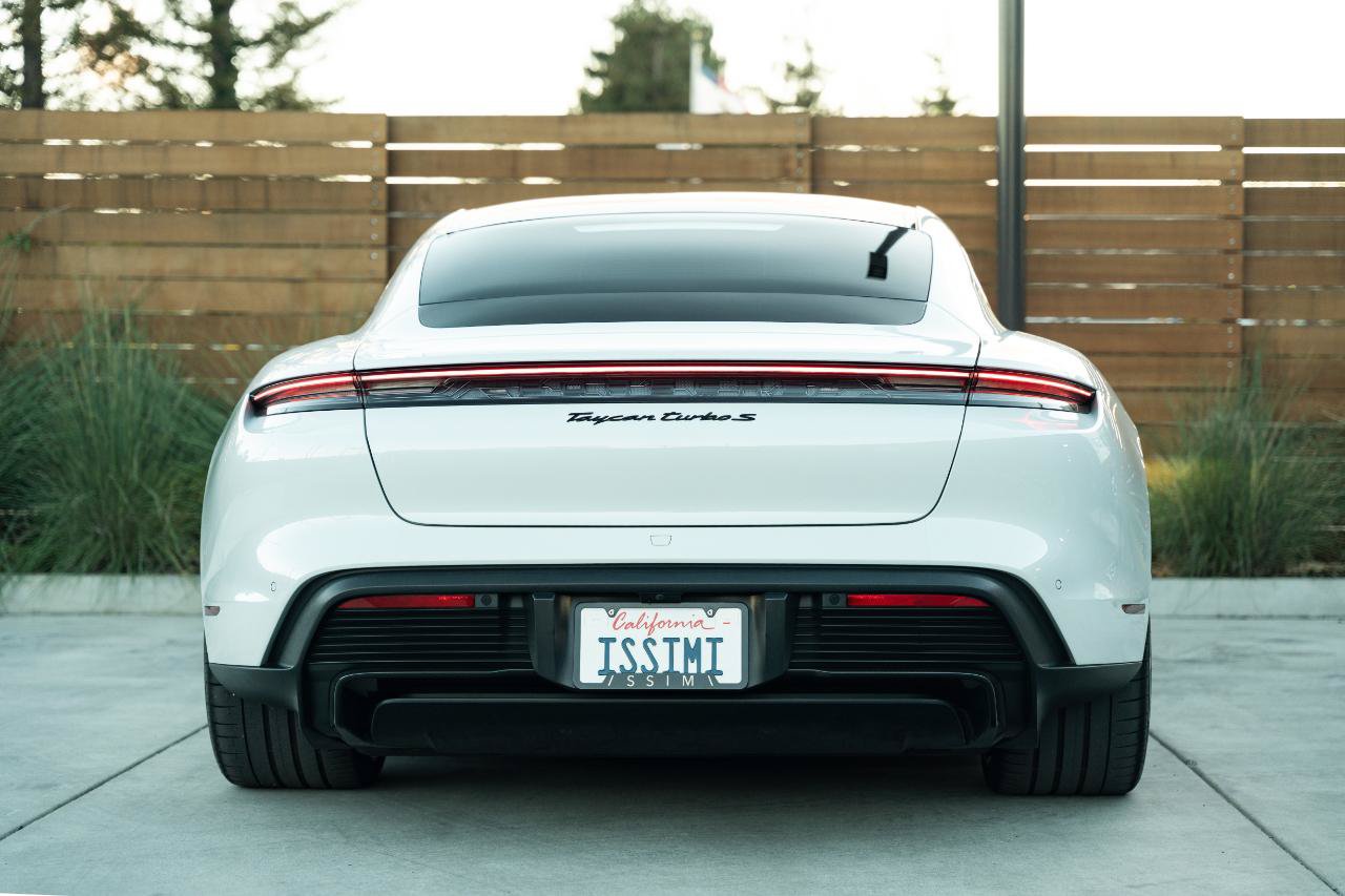 Used 2022 Porsche Taycan Turbo S AWD/4WD image 6