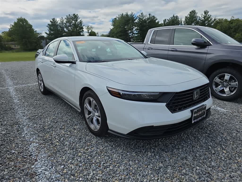 Used 2026 Honda Accord LX image 11