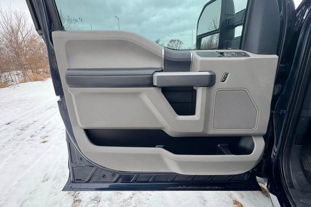 Used 2022 Ford F450 XLT w/ XLT Value Package image 13