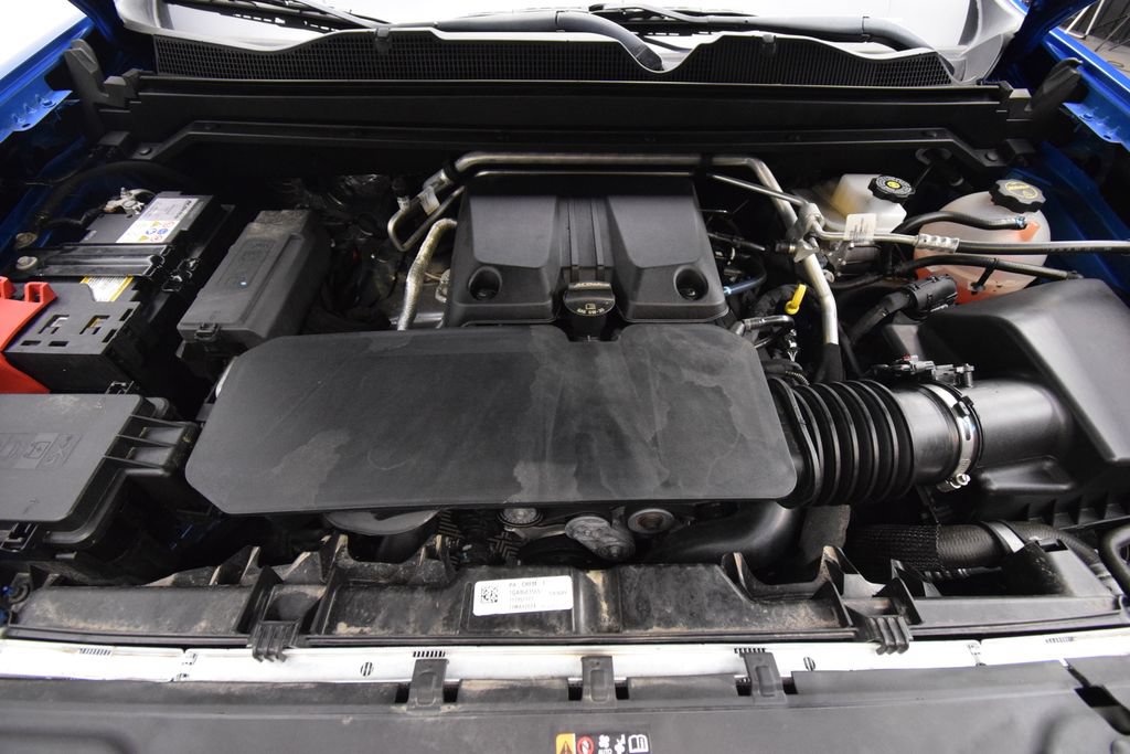Used 2024 Chevrolet Colorado LT w/ LT Convenience Package RWD image 28
